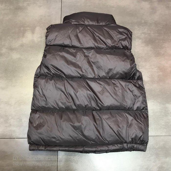 Moncler童裝 兒童羽絨馬甲 跑量款 Moncler休閒棉馬甲  tzy2323